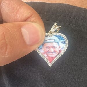 Dije Virgen de la Caridad 10k