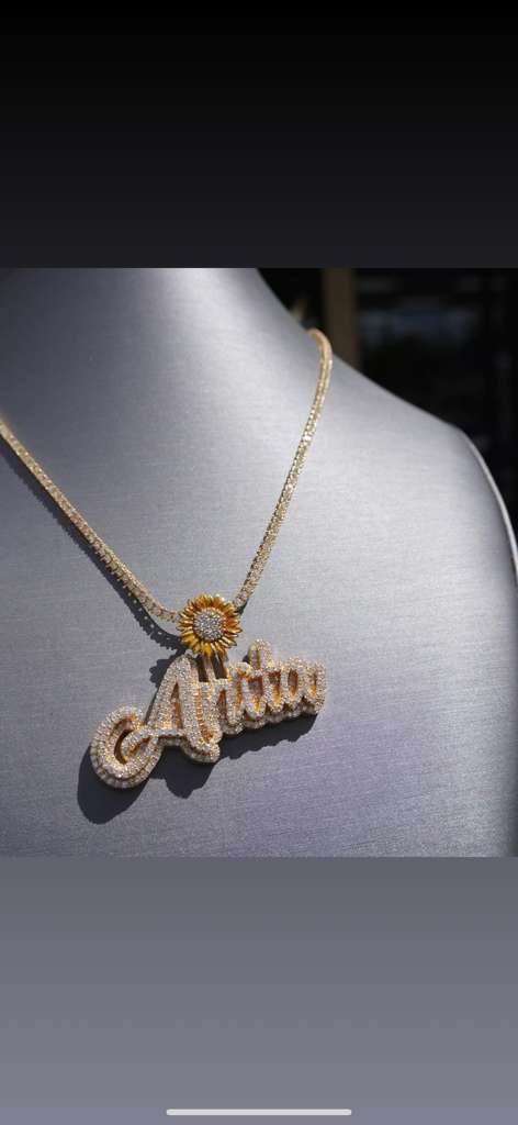 Dije Cara de Cristo 10k - Imagen 3